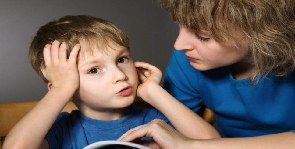 Telefonda vakit geçiren çocuklarda klip sendromu