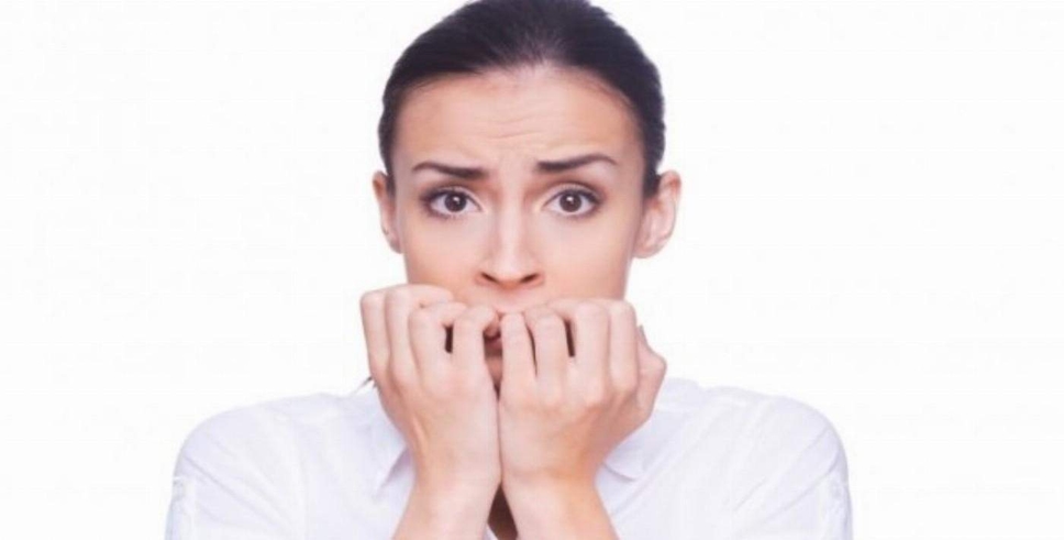 Panik havası paranoid düşüncelerini artırabilir