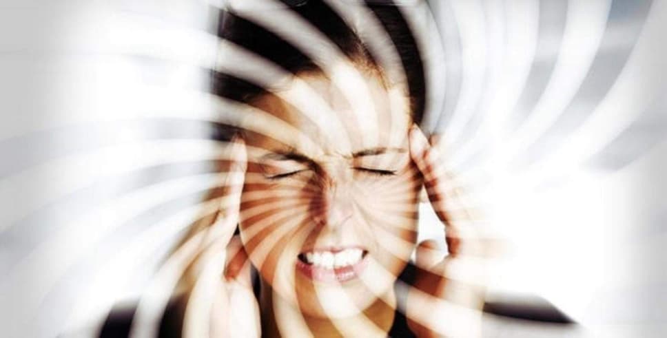 Vertigoda baş dönmesi, bulantı ve kusma