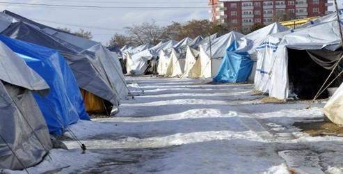 Van'da çadır yangınları travması uyutmuyor