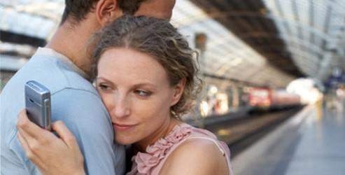 'Sevgilimle de eşimle de mutluyum'