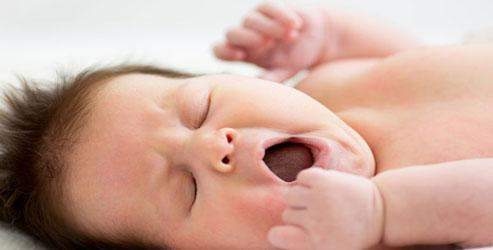 Ağzı açık uyuyorsa dikkat!